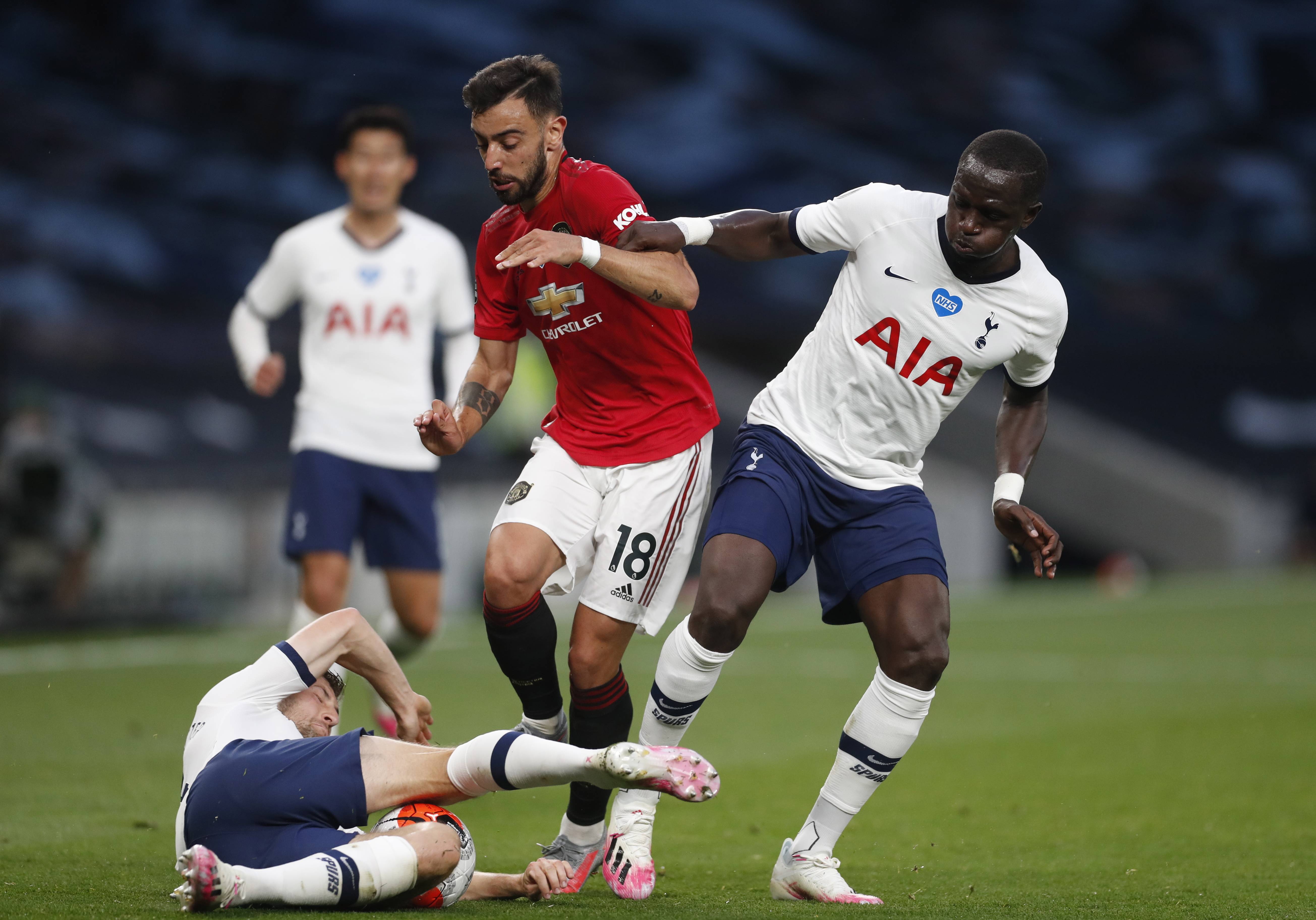 更展现了其 更展现了其